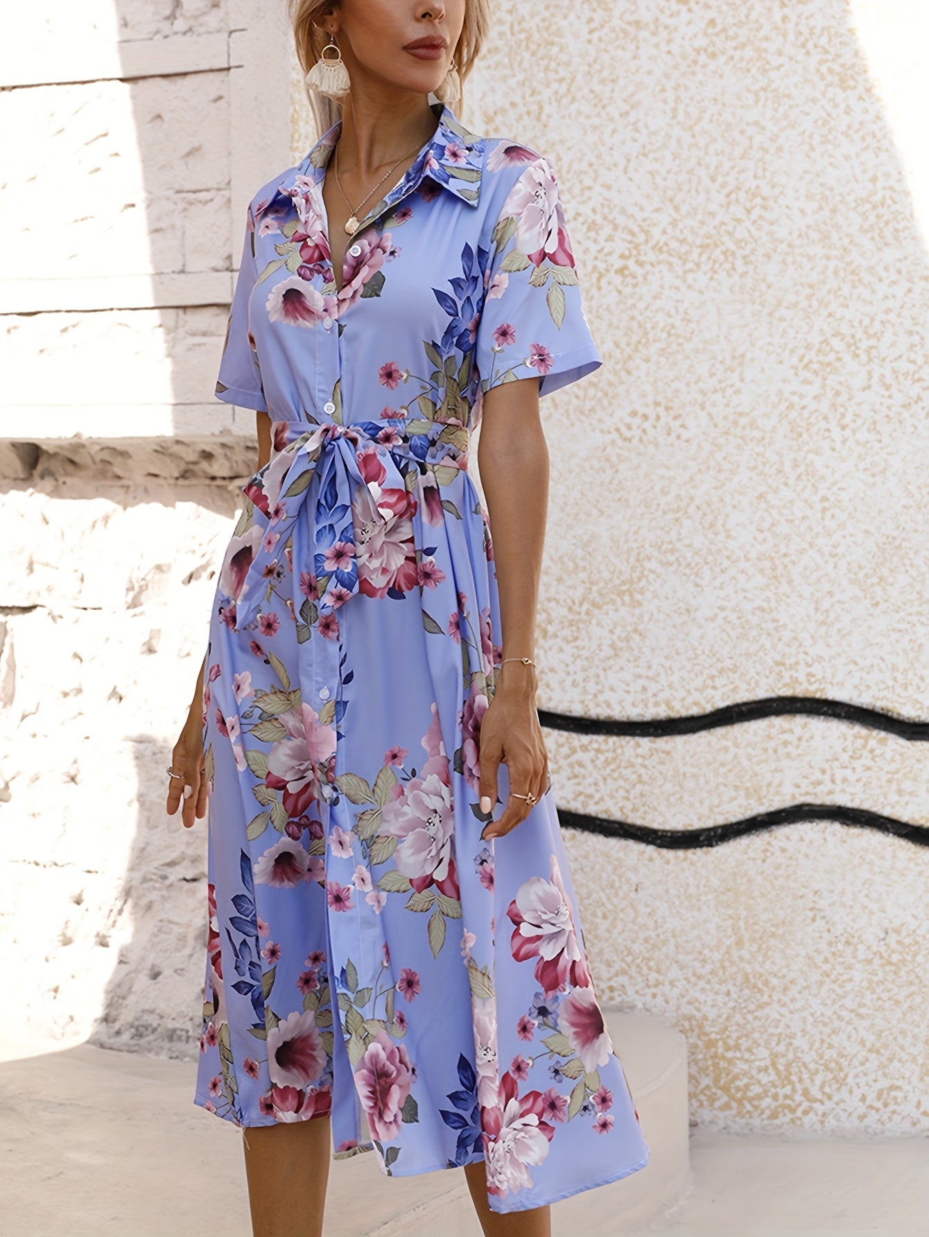 Women'S Floral Print Short Sleeve Dress with Lapel Collar & Tie Waist - Mid-Length A-Line Skirt, Side Slit, Light Blue Floral Pattern, Perfect for Spring/Summer Casual Wear, Floral Dress, Spring Fashion, Nontransparent Fabric