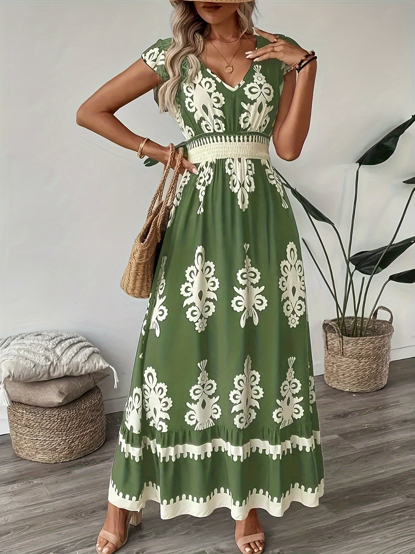 Women's New Bohemian Long Dress, V-Neck Design, Elegant Commuting Style, Full-body Positioning Print, Comfortable Fabric, Suitable for Commuting And Dating, Local Warehouse, Women's Gift,, Suitable for Autumn