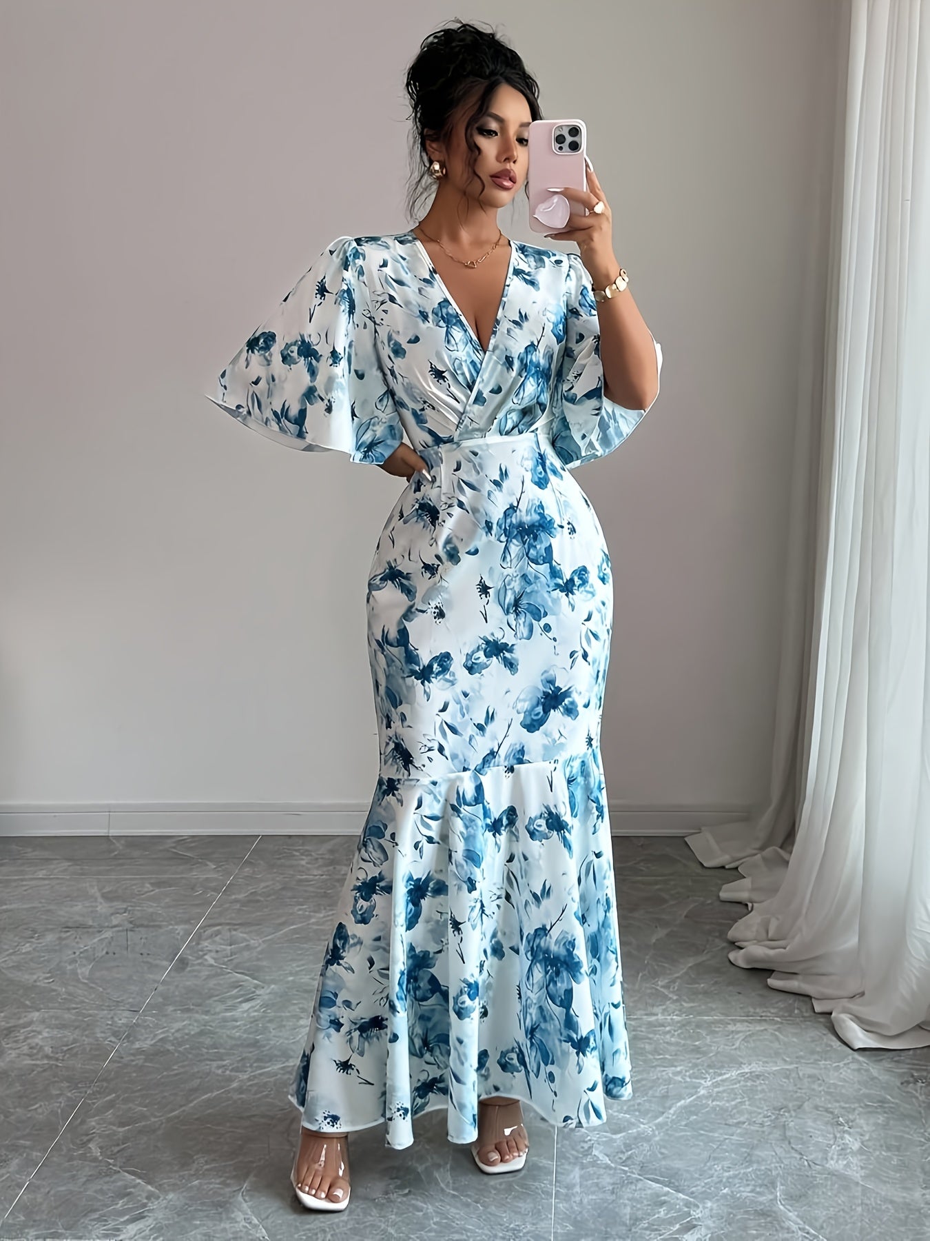 Women's Elegant Floral maxi Dress - Formal/semi-Formal Event Gown with Cross Neckline, Flowy Wedding Party Outfit in Blue Floral Print - Machine Washable Non-Stretch Fabric for Women